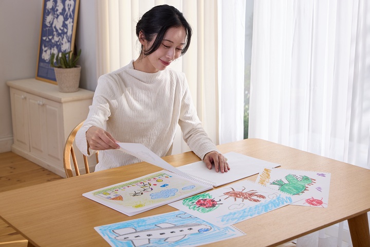 作品を整理しやすいおえかきちょう